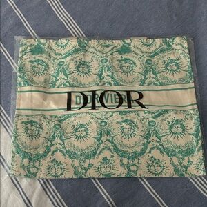 New Dior Riviera Gift with Purchase Line Blend Tote Cream and Green Toile Print